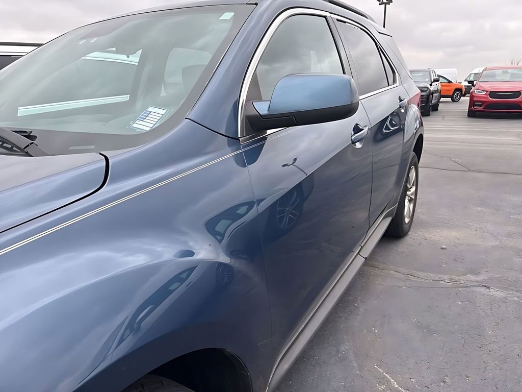 Used 2017 Chevrolet Equinox LT w/ Convenience Package image 38