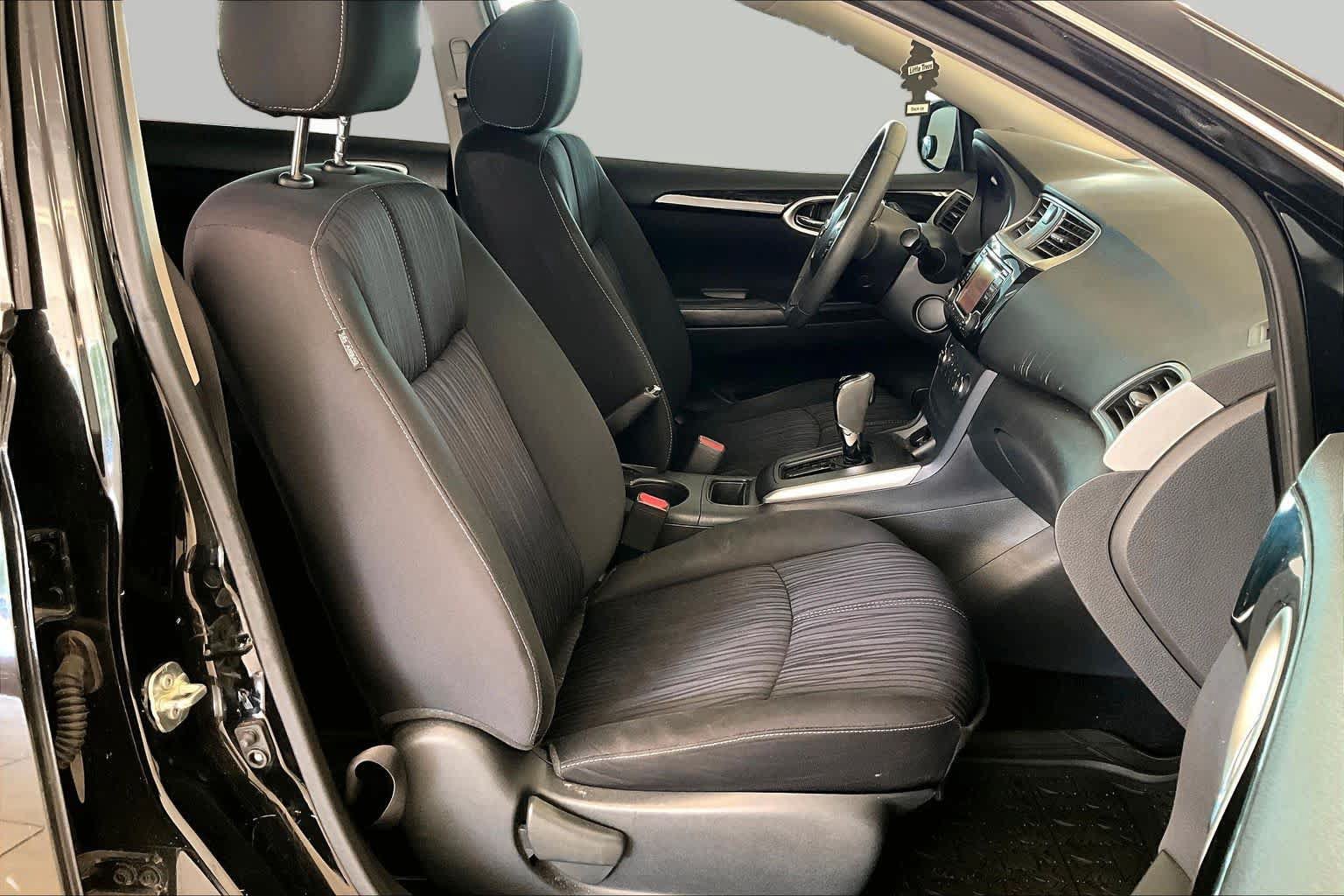Used 2017 Nissan Sentra SV FWD image 8
