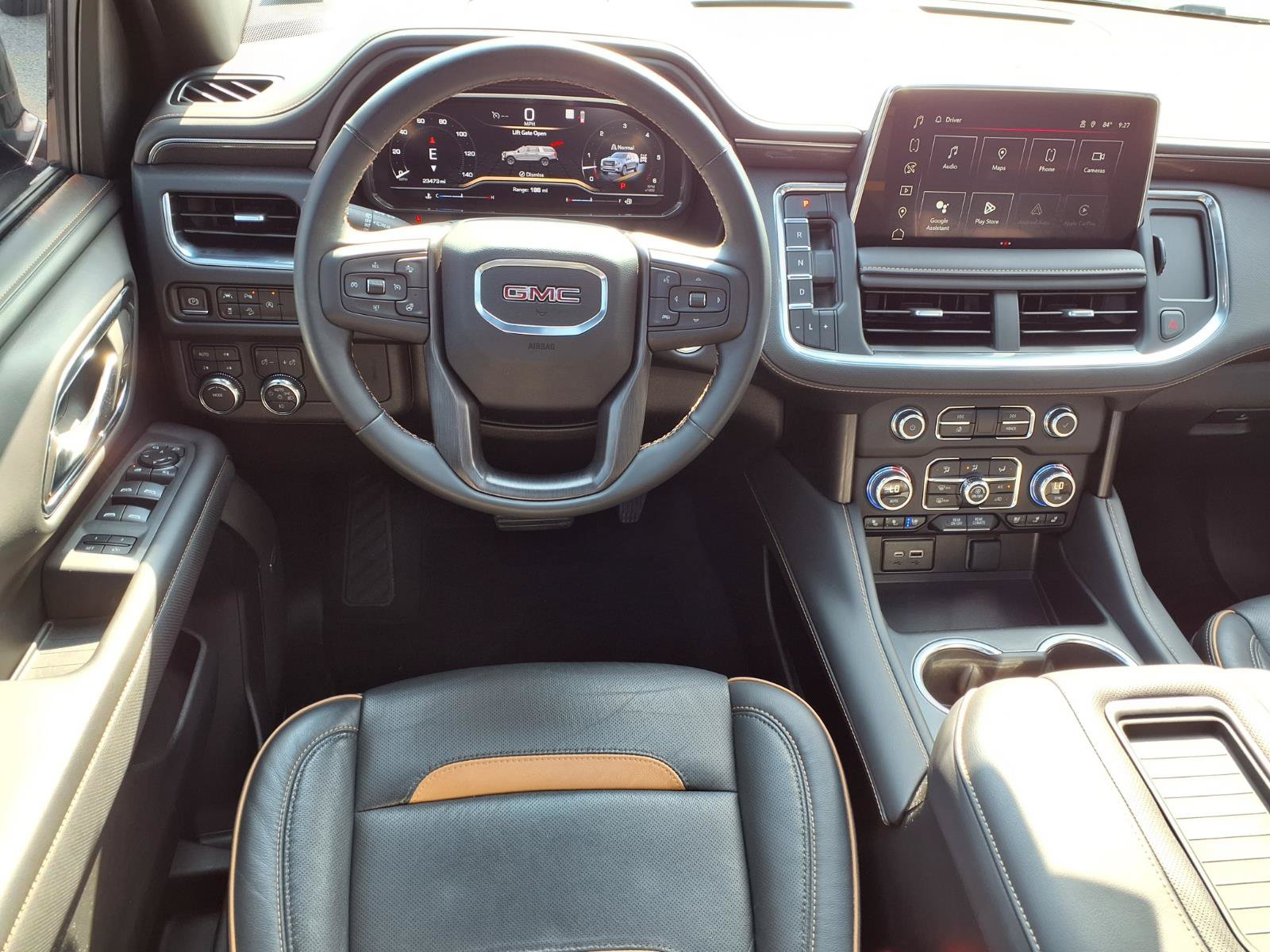 Used 2024 GMC Yukon XL AT4 AWD/4WD image 2
