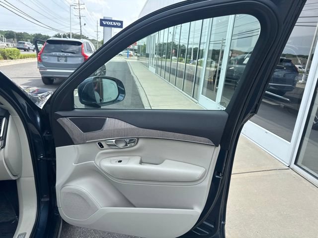 Certified 2023 Volvo XC90 B6 Plus AWD/4WD image 13