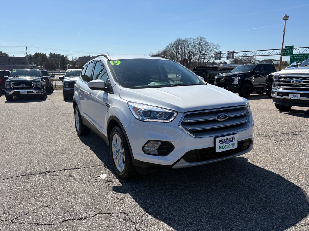 Used 2019 Ford Escape SEL image 19