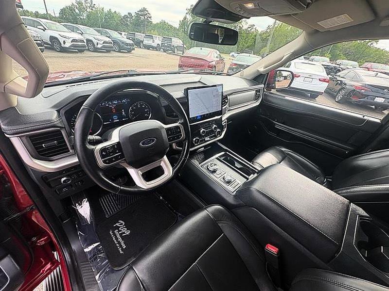 Used 2022 Ford Expedition XLT AWD/4WD image 20