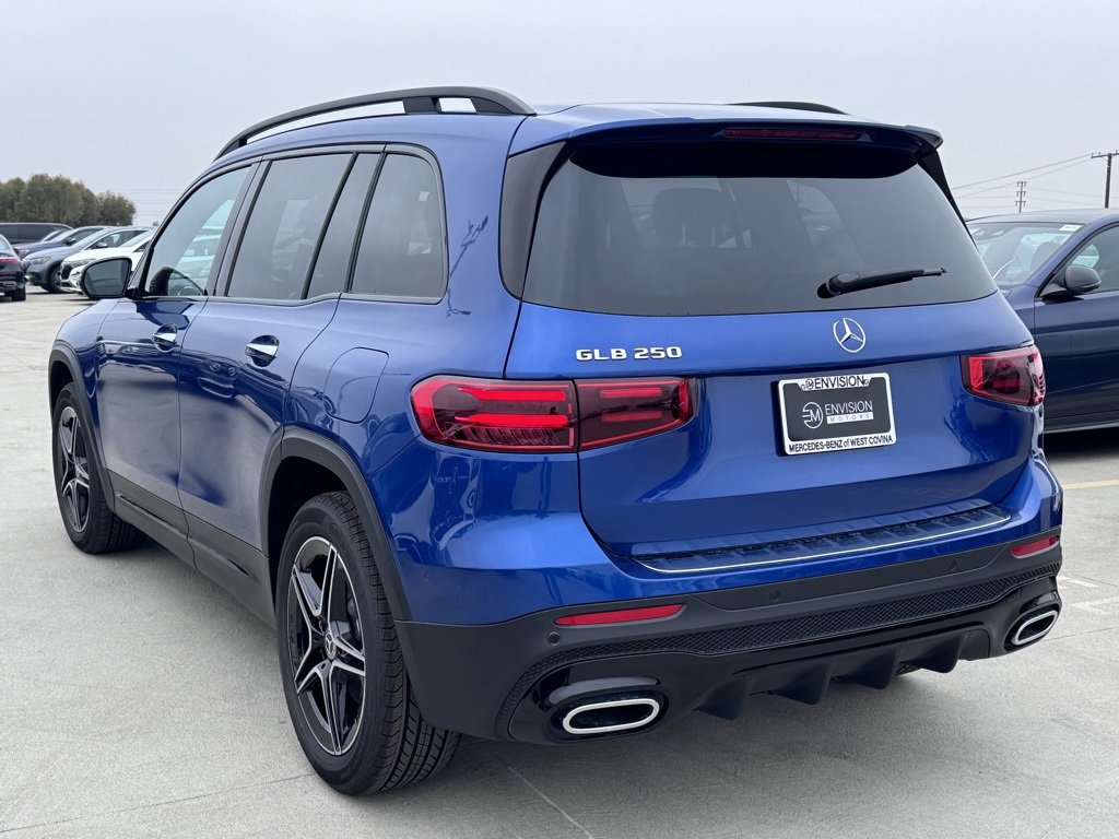 Used 2024 Mercedes-Benz GLB 250 image 10