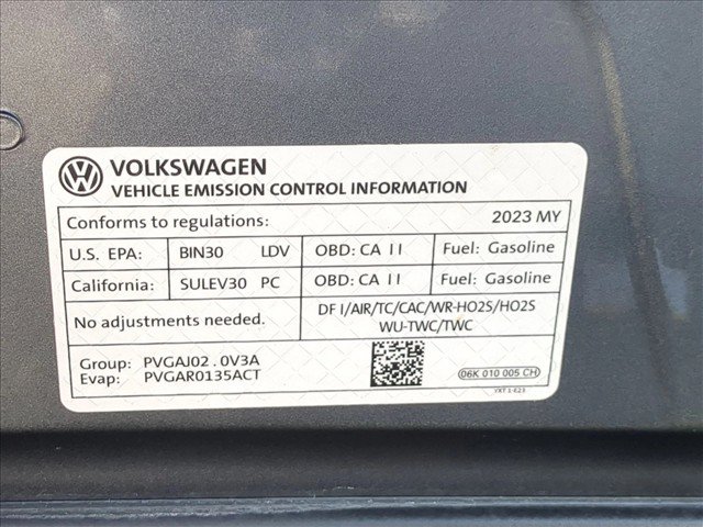 Used 2023 Volkswagen Tiguan SE R-Line FWD image 25