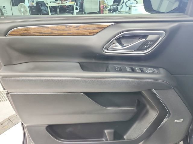 Used 2023 Chevrolet Tahoe Premier AWD/4WD image 36
