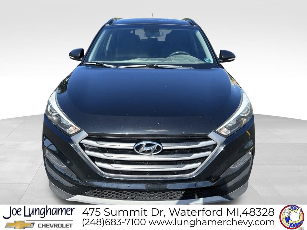 Used 2017 Hyundai Tucson Night w/ Cargo Package AWD/4WD image 8