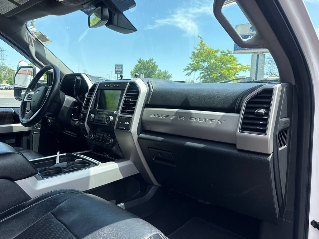 Certified 2019 Ford F250 Lariat w/ Lariat Ultimate Package AWD/4WD image 31