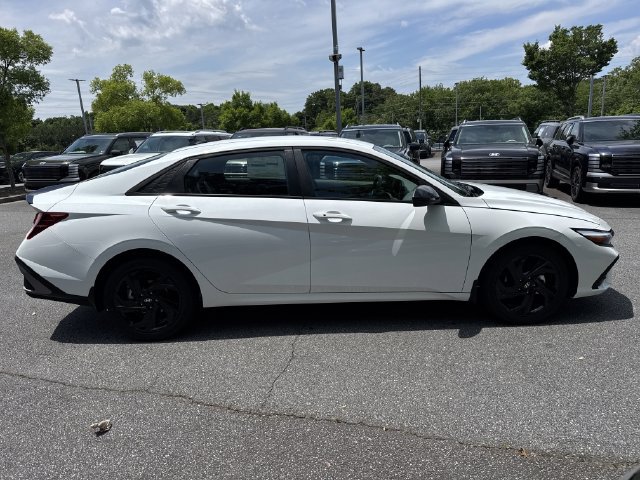 New 2026 Hyundai Elantra Sport FWD image 9