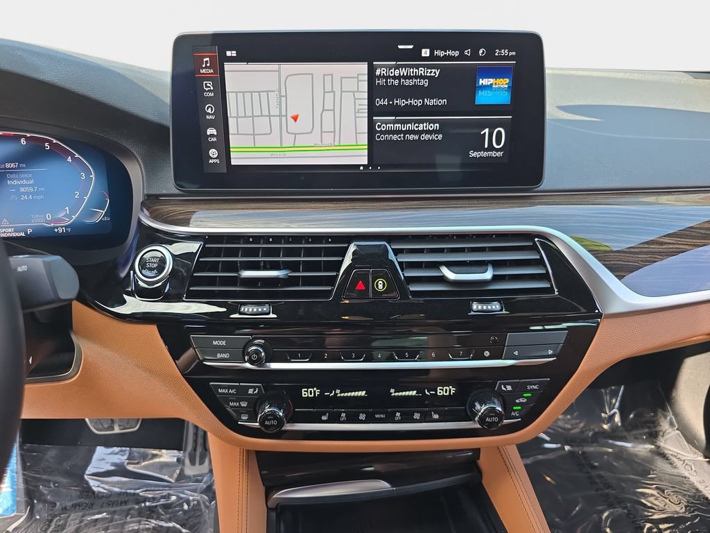 Used 2023 BMW 540i w/ Executive Package RWD image 23