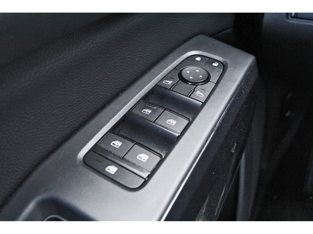 Certified 2024 Nissan Pathfinder SV FWD image 20