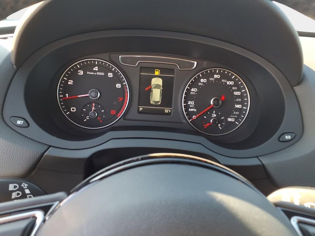 Used 2018 Audi Q3 2.0T Premium Plus w/ Premium Plus Package image 22