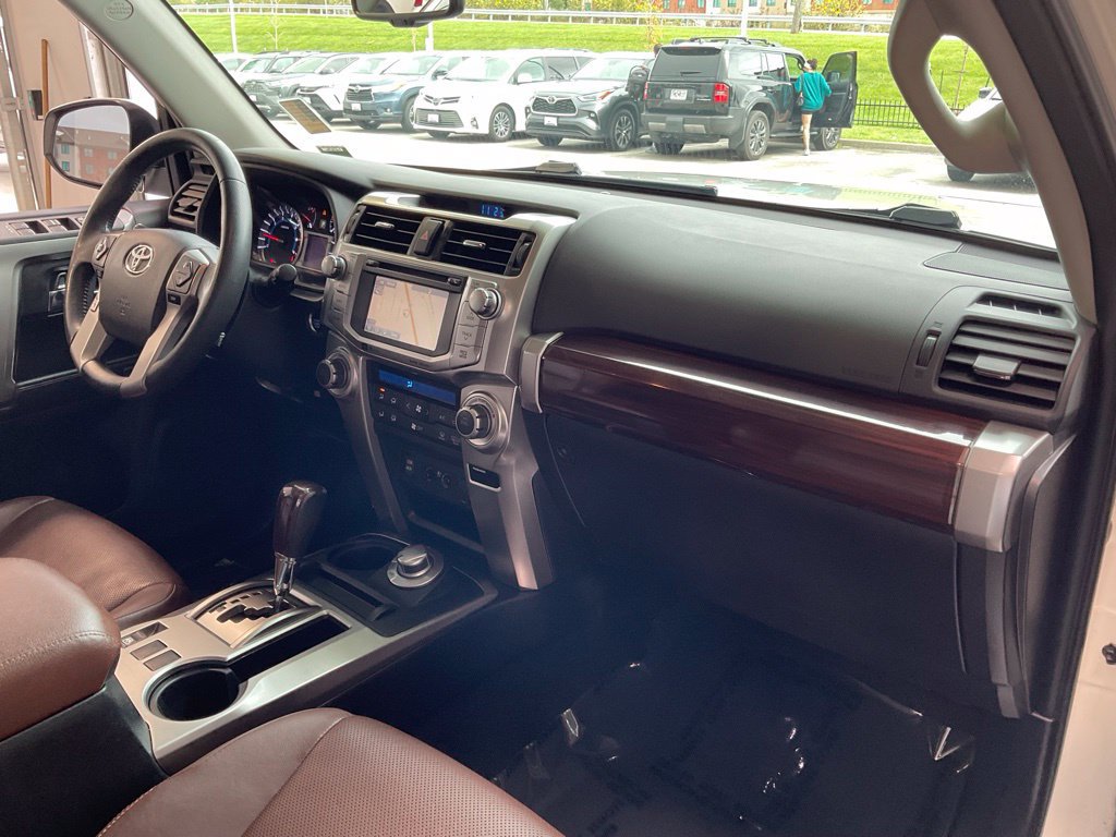 Used 2019 Toyota 4Runner Limited AWD/4WD image 19