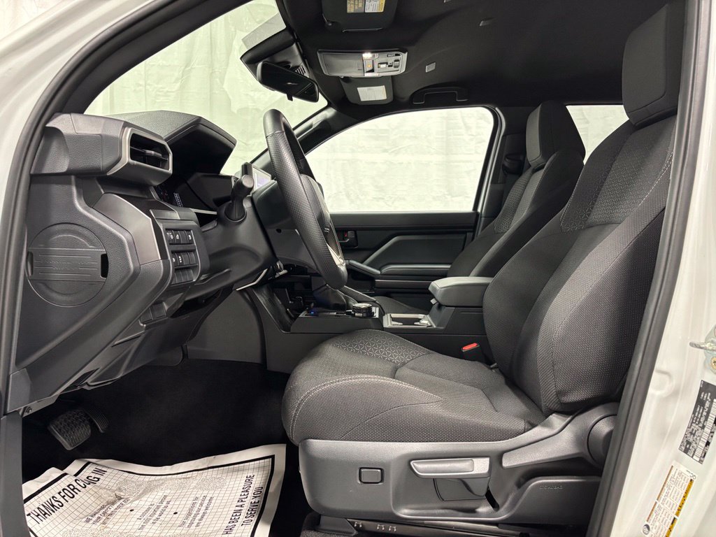 Used 2026 Toyota 4Runner SR5 AWD/4WD image 13