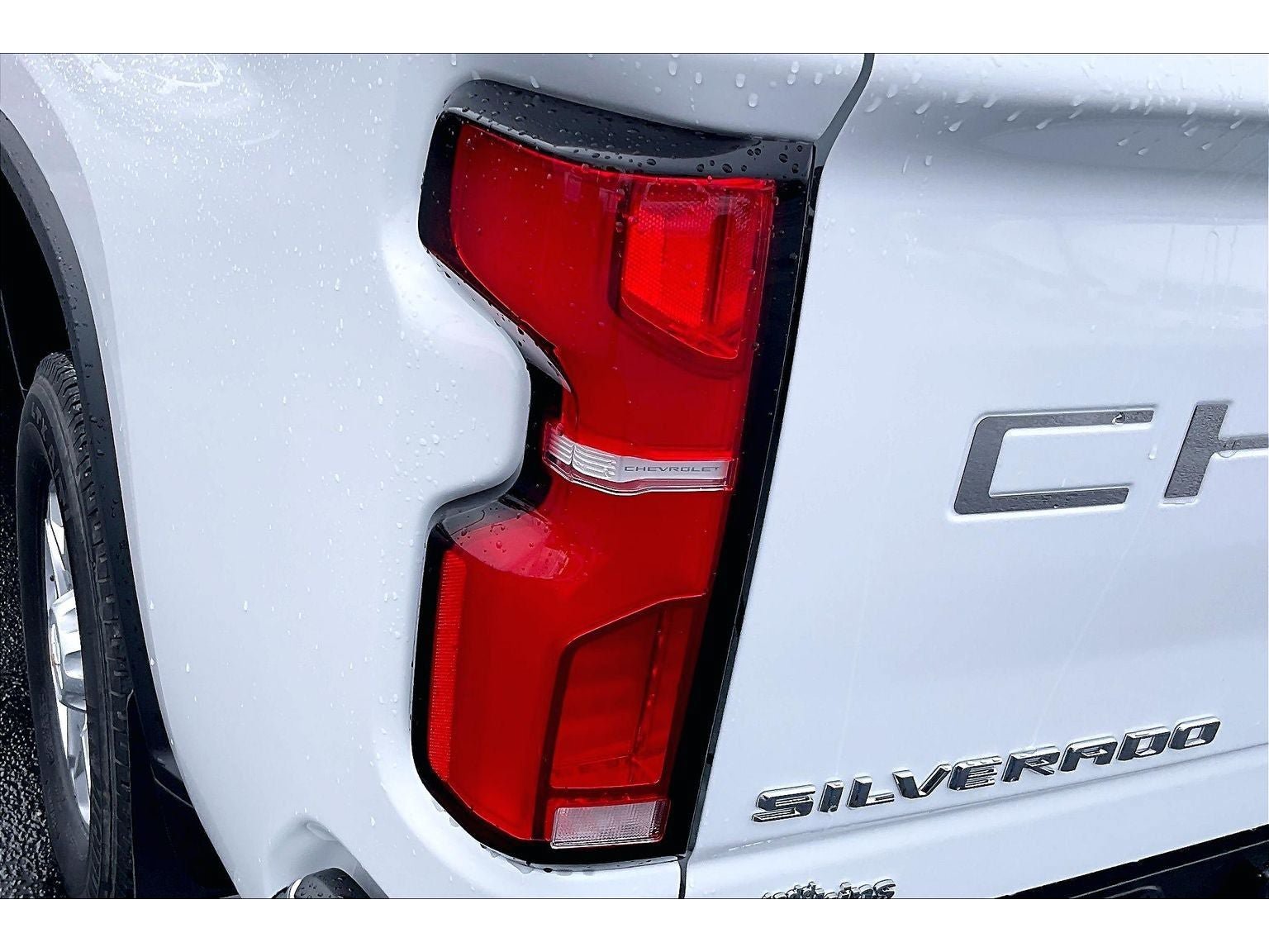 Used 2024 Chevrolet Silverado 3500 LTZ w/ LTZ Plus Package AWD/4WD image 30