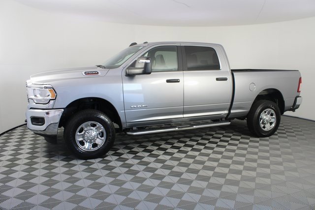 Used 2024 RAM 2500 Big Horn w/ Bed Utility Group image 2