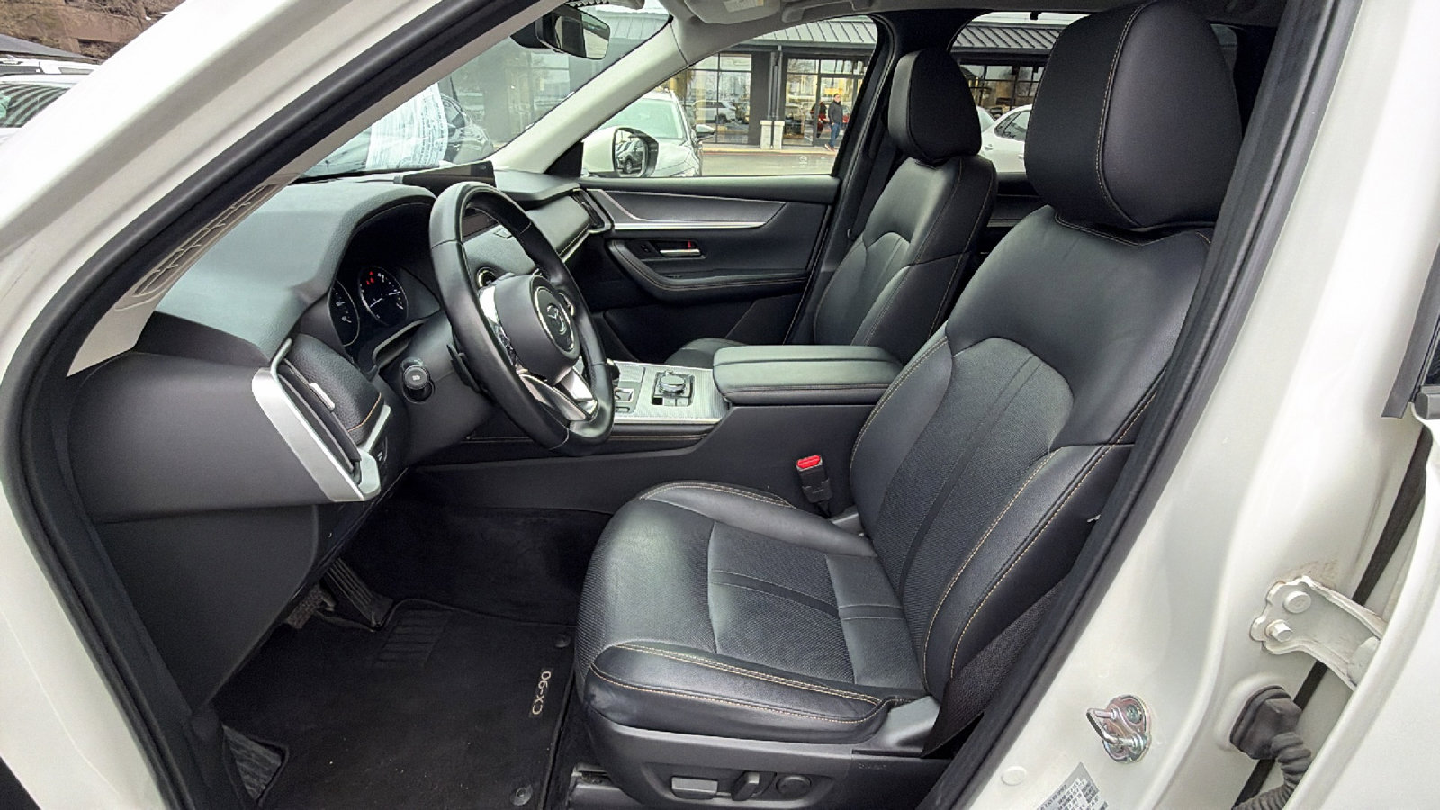 Used 2025 MAZDA CX-90 3.3 Turbo w/ Preferred Package image 13