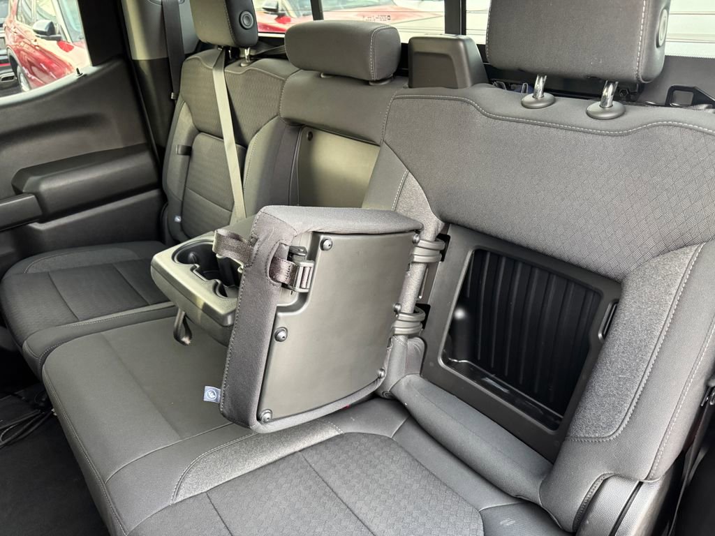 Used 2022 Chevrolet Silverado 1500 LT image 40