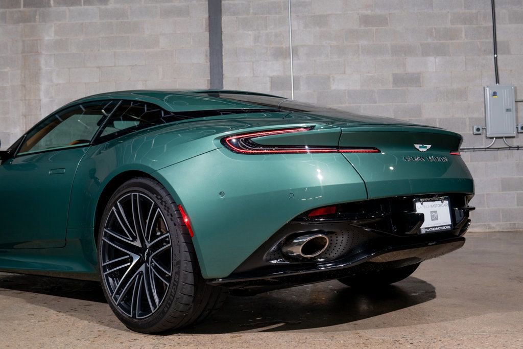 Used 2024 Aston Martin DB12 Coupe image 36
