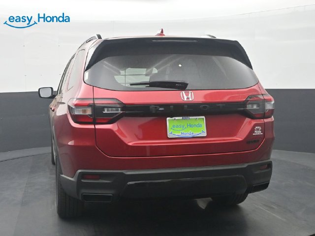 New 2026 Honda Pilot Sport image 6