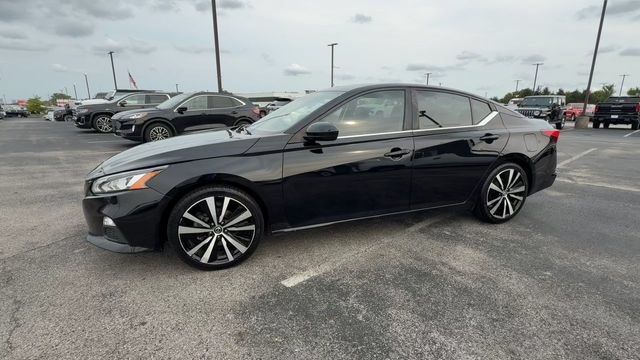 Used 2021 Nissan Altima 2.5 SR FWD image 4
