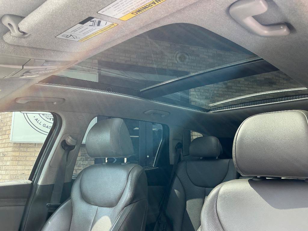 Used 2020 Hyundai Santa Fe Limited FWD image 17