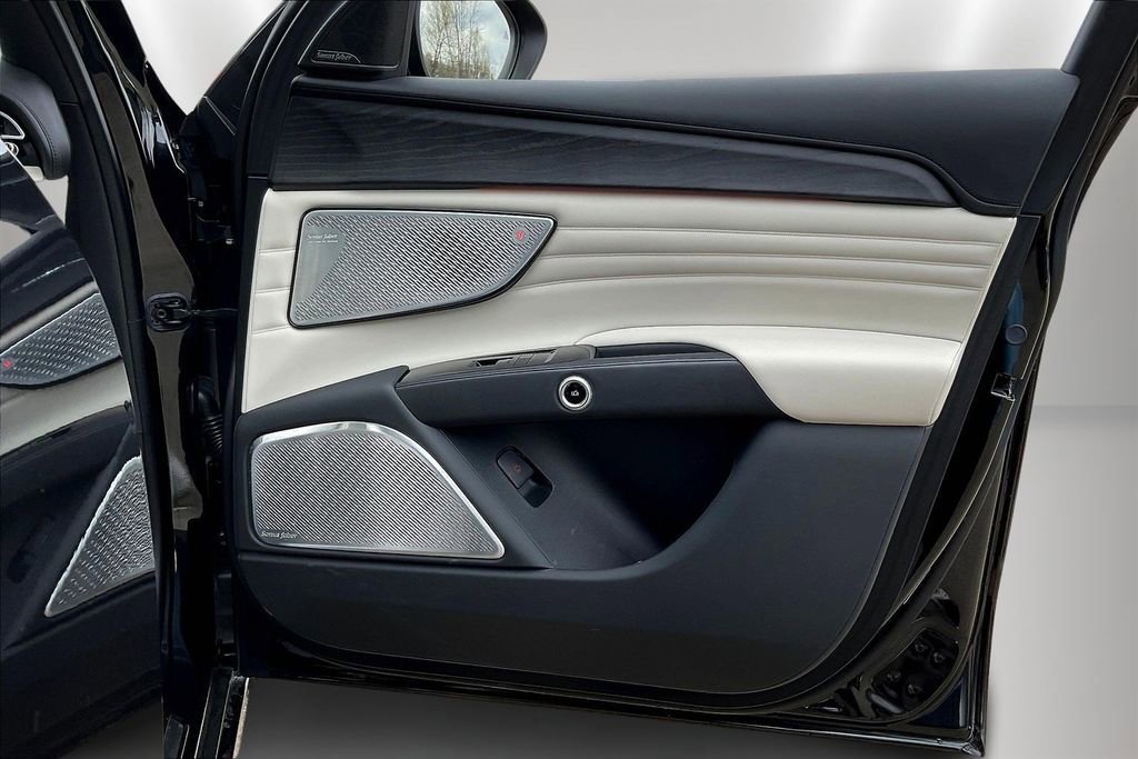 Used 2023 Maserati Grecale Modena image 28