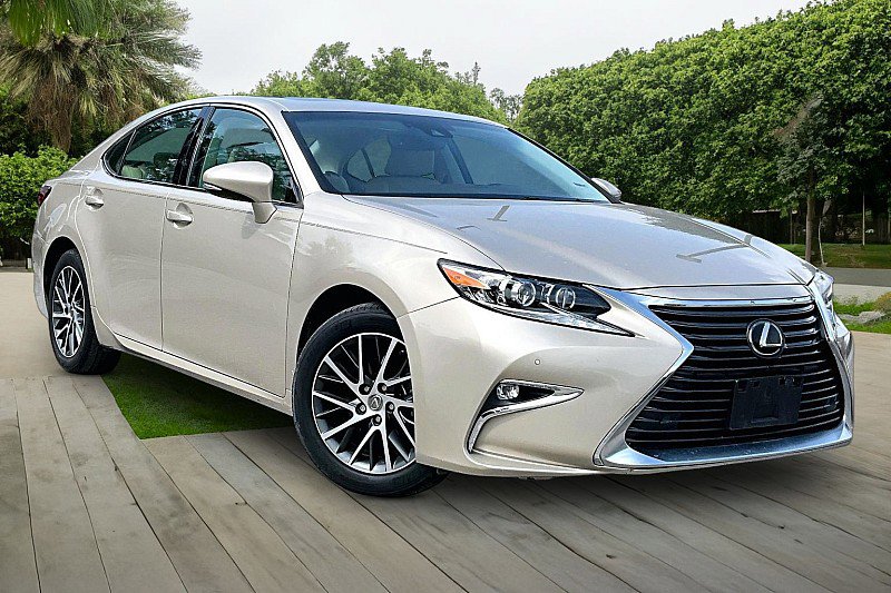 Used 2017 Lexus ES 350 w/ Luxury Package FWD image 9