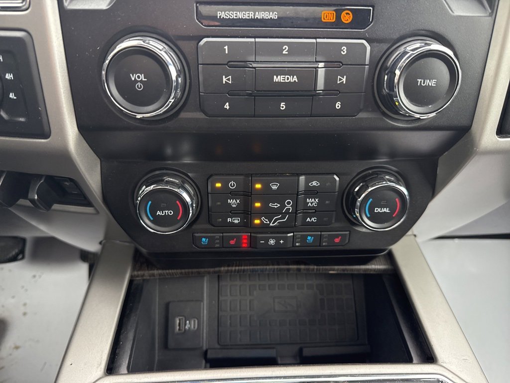 Used 2021 Ford F350 Lariat image 20