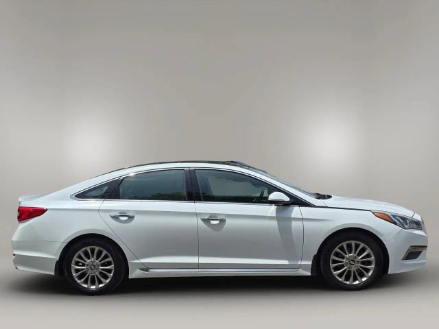 Used 2015 Hyundai Sonata Limited w/ Option Group 05 FWD image 4