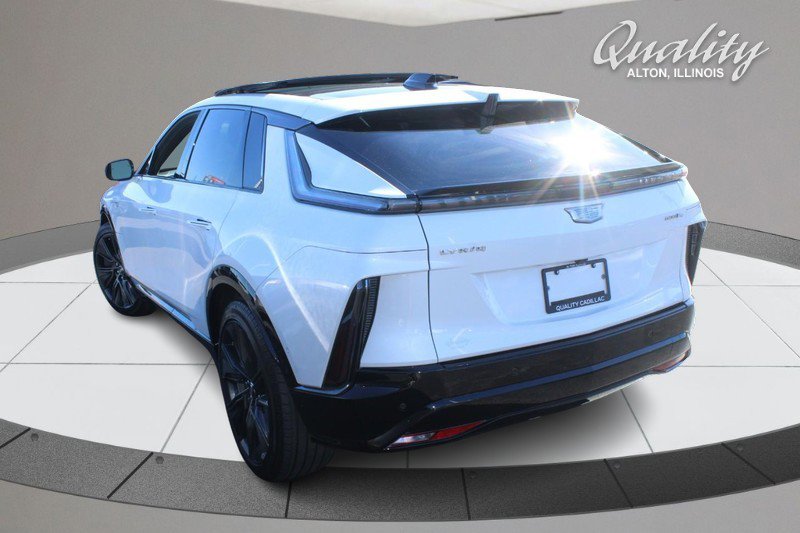 Used 2024 Cadillac Lyriq Sport image 5