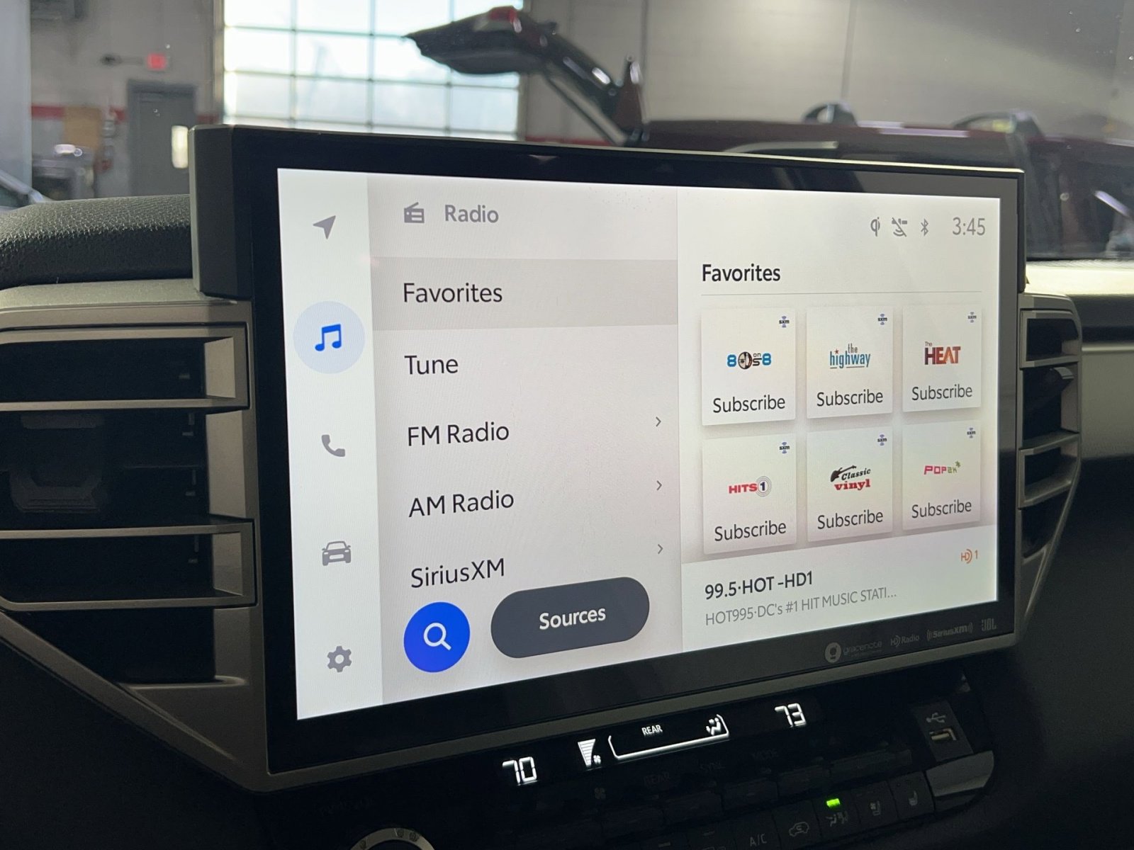 Used 2024 Toyota Sequoia Limited image 18