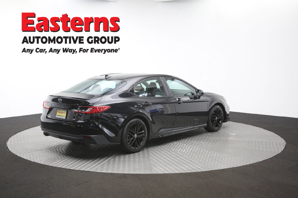 Used 2025 Toyota Camry SE FWD image 42
