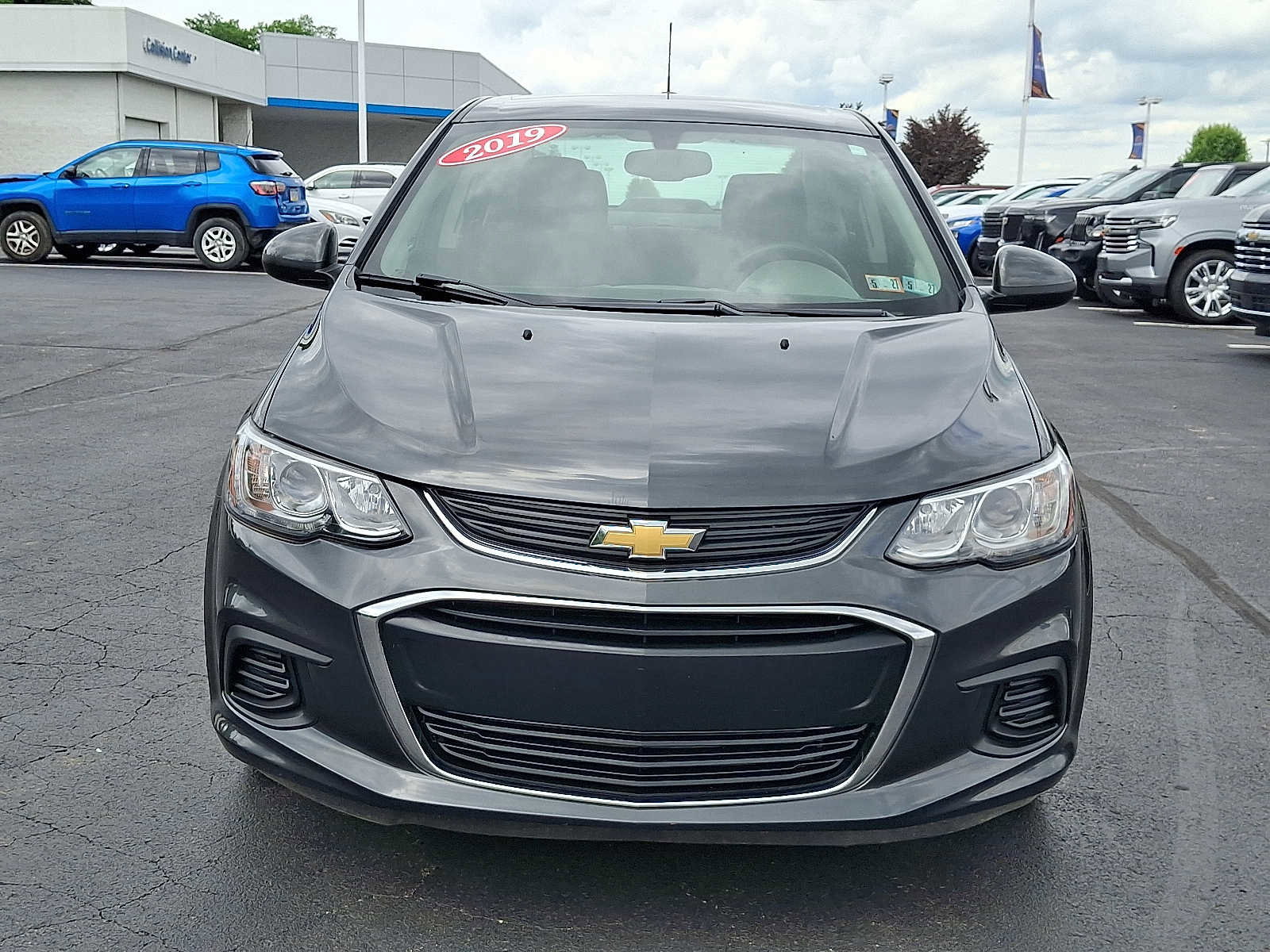 Used 2019 Chevrolet Sonic LT FWD image 2