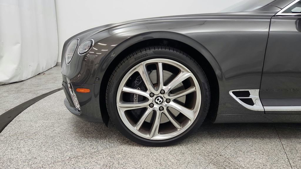 Used 2020 Bentley Continental GT image 13