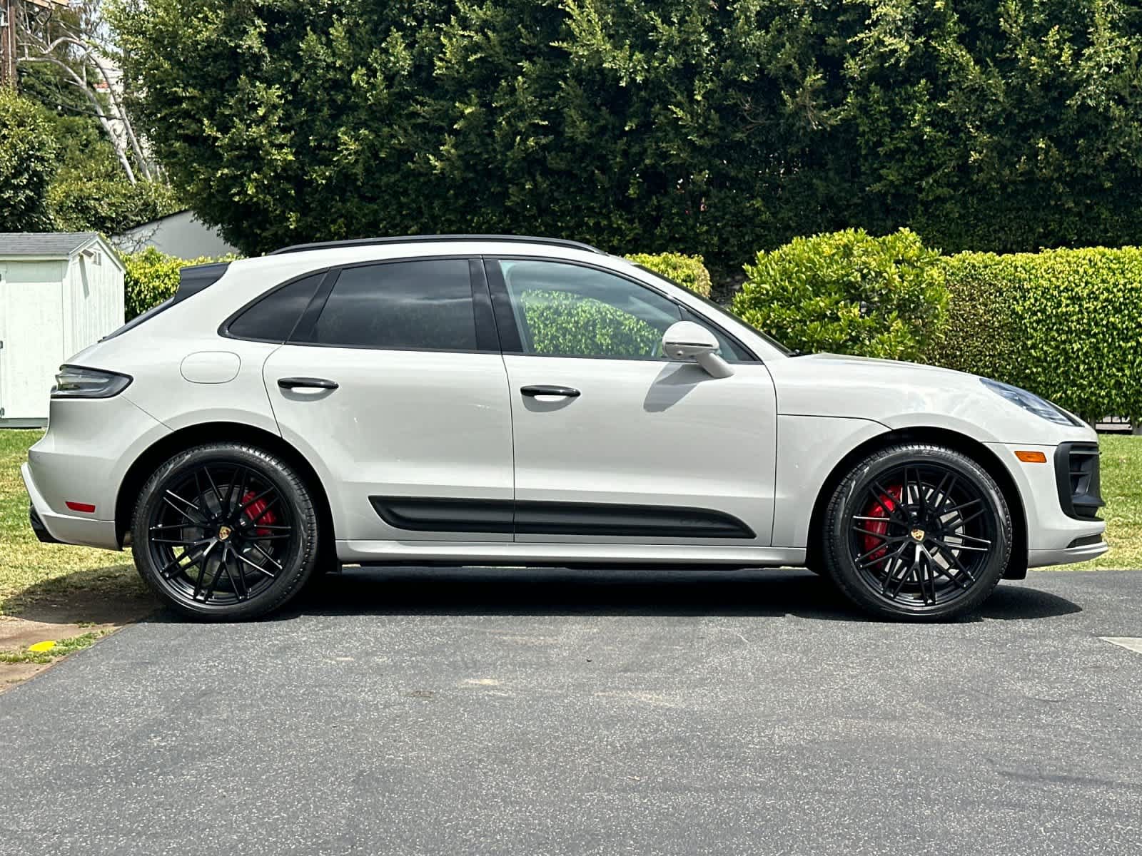 Certified 2023 Porsche Macan GTS AWD/4WD image 9