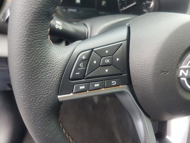 Used 2023 Nissan Kicks SR w/ SR Premium Package FWD image 20