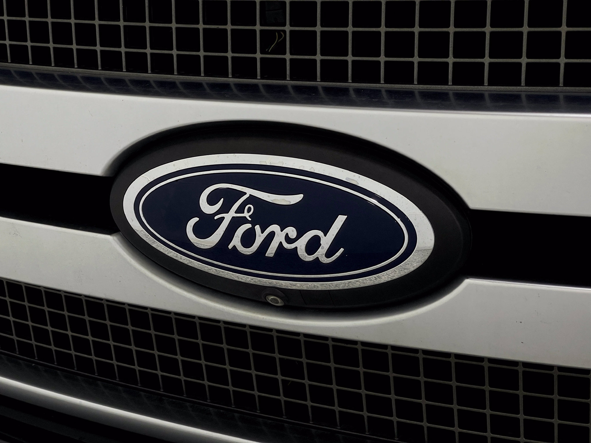 Used 2018 Ford F150 Platinum w/ Equipment Group 701A Luxury AWD/4WD image 38
