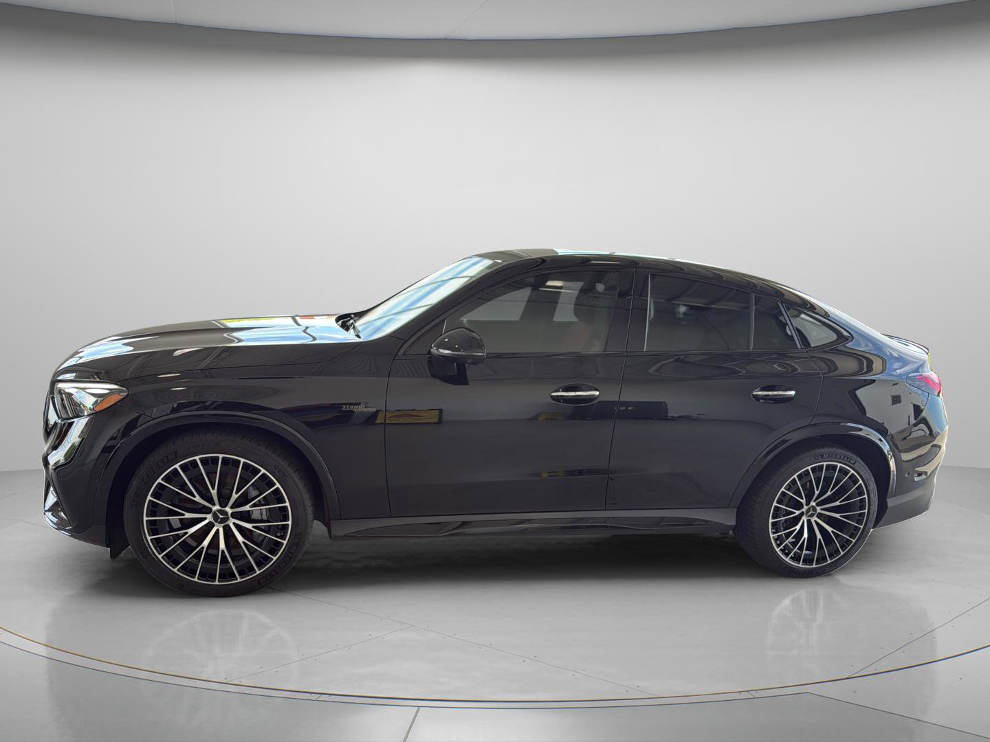 Used 2025 Mercedes-Benz GLC 43 AMG 4MATIC Coupe image 4