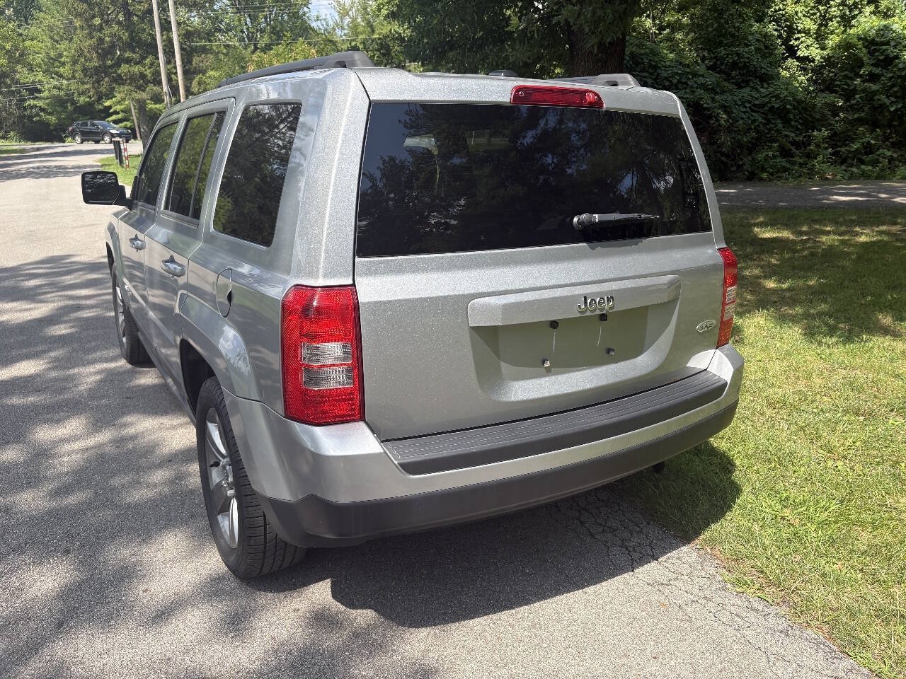 Used 2014 Jeep Patriot High Altitude FWD image 14