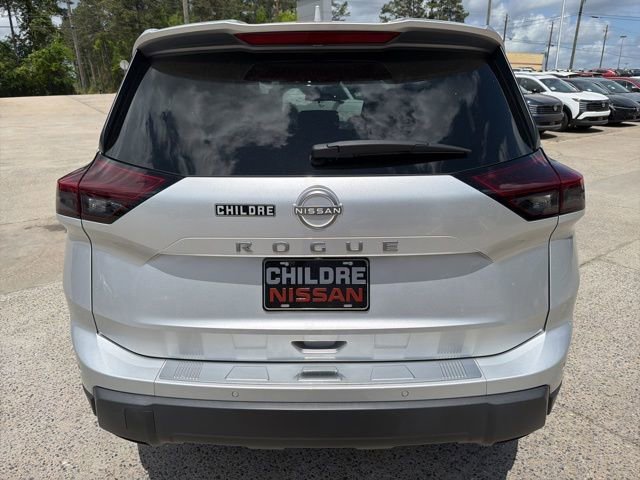 Used 2025 Nissan Rogue SV w/ SV Premium Package image 7