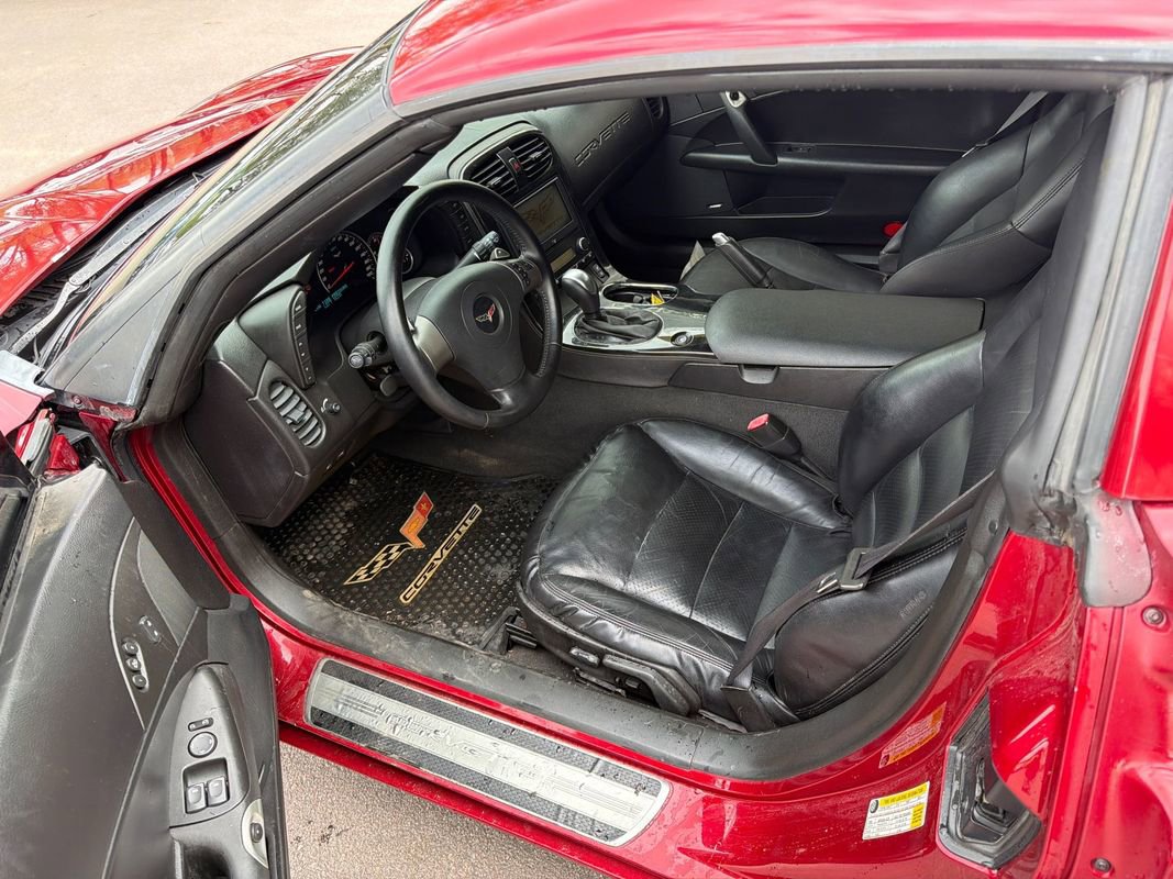 Used 2008 Chevrolet Corvette Coupe w/ Preferred Equipment Group RWD image 11