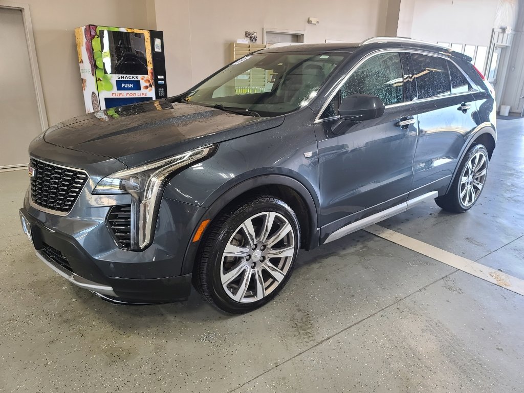 Used 2019 Cadillac XT4 Premium Luxury AWD/4WD image 2