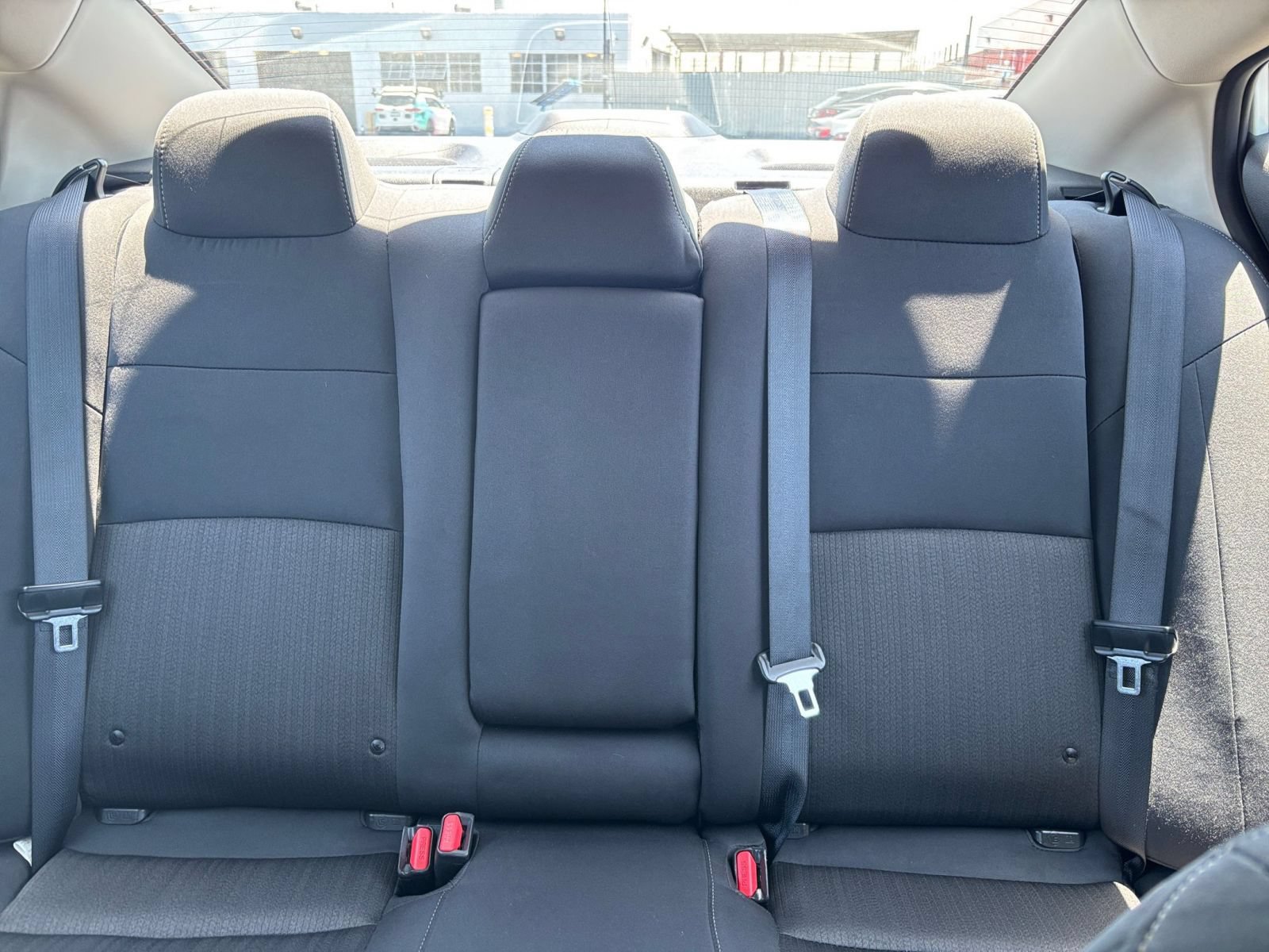 Used 2025 Nissan Altima 2.5 SV FWD image 39