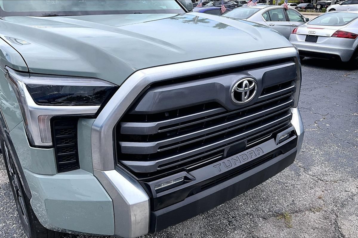 Used 2024 Toyota Tundra Limited w/ Power Package AWD/4WD image 36