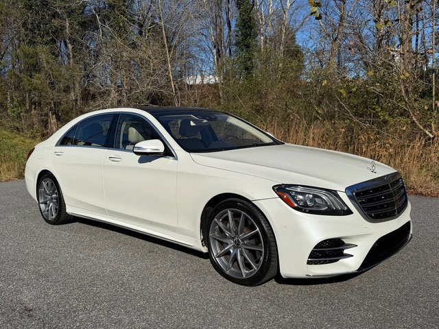 Used 2020 Mercedes-Benz S 560 Sedan image 4