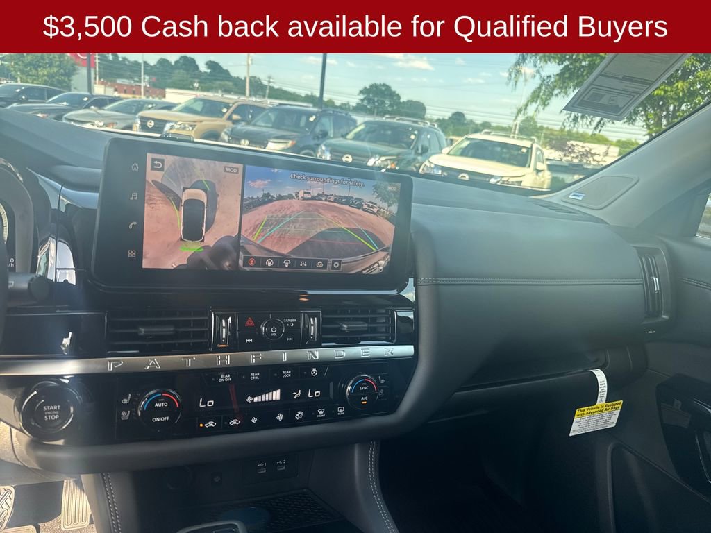 New 2026 Nissan Pathfinder Platinum image 15