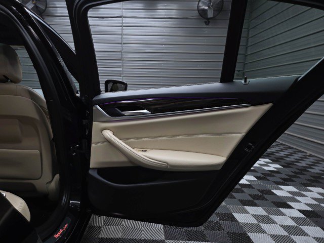 Used 2018 BMW 530i xDrive AWD/4WD image 37