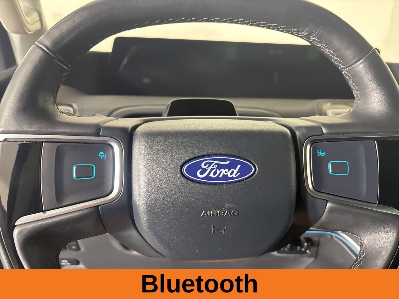 Used 2025 Ford Expedition Platinum image 13