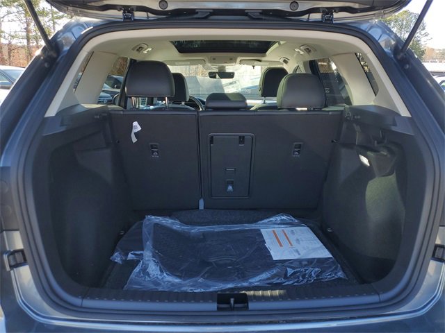 New 2026 Volkswagen Taos SE image 8