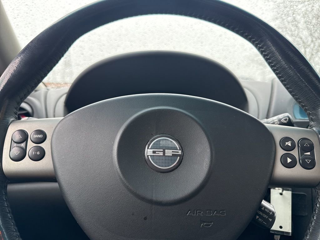 Used 2005 Pontiac Grand Prix GT w/ Leather Trim Package image 8